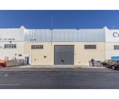 Nave industrial en Ogijares.
