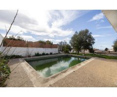 CASA EN PLANTA BAJA CON TERRENO EN ALBAYCÍN