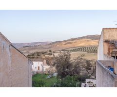 Casa tradicional de pueblo situada en Alhama de Granada