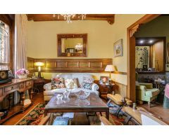 CASA EN PASEO DE LAS PALMAS / FAMILIA O INVERSORES