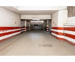 ESTUPENDA PLAZA DOBLE CERRADA