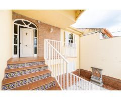 Casa en Venta en Olivares de Júcar, Granada
