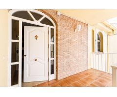 Casa en Venta en Olivares de Júcar, Granada