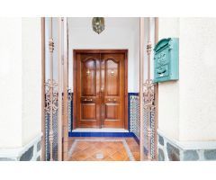 ¡Oportunidad única! Casa adosada haciendo esquina en Maracena, Granada