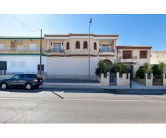 CASA MAS LOCAL COMERCIAL EN UNA DE LAS MEJORES CALLES DE MORALEDA DE ZAFAYONA