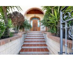 CASA MAS LOCAL COMERCIAL EN UNA DE LAS MEJORES CALLES DE MORALEDA DE ZAFAYONA