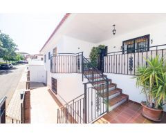 Gran Oportunidad en Láchar (Granada): Espectacular Casa con Local Comercial.