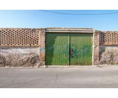 SOLAR EDIFICABLE EN EL CENTRO DE CÁJAR