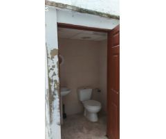 EXCELENTE OPORTUNIDAD, LOCAL EN VENTA ZONA CARRUS!!