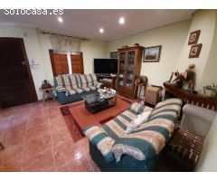 ¡EXCELENTE CHALET EN PARTIDA DE ALGODA!