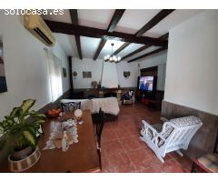 ¡EXCELENTE CHALET EN PARTIDA DE ALGODA!