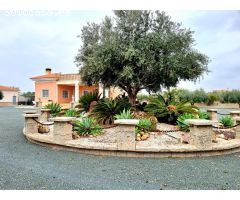 ¡EXCELENTE CHALET UBICADO EN PARTIDA JUBALCOY!