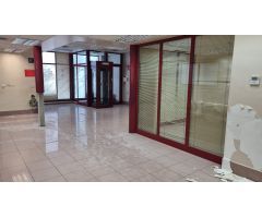 SE VENDE O ALQUILA CON OPCION A COMPRA NAVE EN LA MEJOR CALLE DEL POLIGONO DE CARRUS