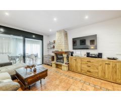 Calidez y tranquilidad es lo que ofrece esta amplia vivienda.