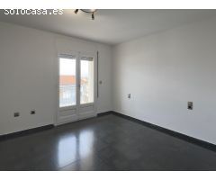Piso muy céntrico de 4 habitaciones con plaza de parking doble y 2 terrazas