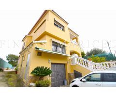 Chalet en Venta en Canyelles, Barcelona