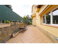 Chalet en Venta en Canyelles, Barcelona