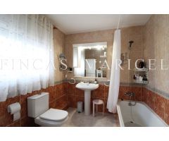Chalet en Venta en Canyelles, Barcelona