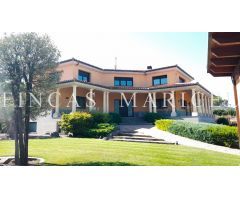 Chalet en Venta en La Múnia, Barcelona