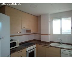 EXCELENTE APARTAMENTO CON MARAVILLOSAS VISTAS AL MAR Y MONTAÑA DOS HABITACIONES  APARTAMENTO DUPLEX