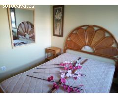 EXCELENTE APARTAMENTO CON MARAVILLOSAS VISTAS AL MAR Y MONTAÑA DOS HABITACIONES  APARTAMENTO DUPLEX