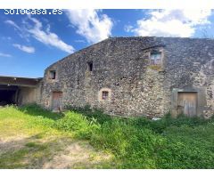 Casa de piedra para restaurar en venta en Foixà
