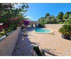 CHALET CON PISCINA EN CASTELLO DE RUGAT