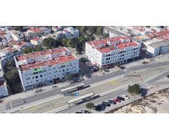 LOCAL COMERCIAL EN CHICLANA