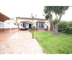Chalet en Venta en Chiclana de la Frontera, Cádiz