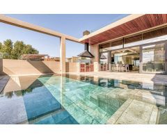 Casa domotizada con piscina en Figueres