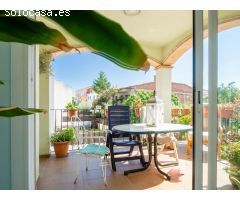 Casa espaciosa con jardín privado