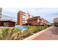 VENTA BUNGALOW ESQUINA,  4 DORM, PISCINA, GARAJE,  100M TERRAZA, KELME ALTABIX