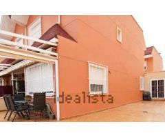 VENTA BUNGALOW ESQUINA,  4 DORM, PISCINA, GARAJE,  100M TERRAZA, KELME ALTABIX