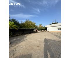Tu chalet con piscina a un paso de la ciudad!!