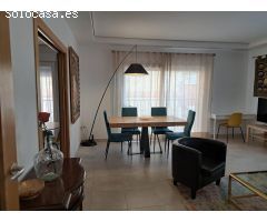 VIVIENDA SEMINUEVA EN EL CENTRO DE ELCHE CON TRASTERO, PLAZA DE GARAJE DOBLE ¡ LLAVE EN MANO!
