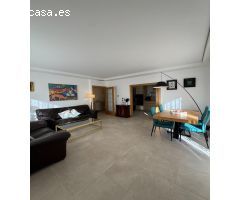 VIVIENDA SEMINUEVA EN EL CENTRO DE ELCHE CON TRASTERO, PLAZA DE GARAJE DOBLE ¡ LLAVE EN MANO!