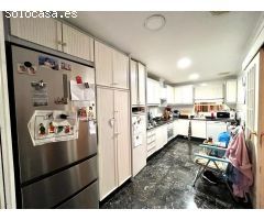 Enorme vivienda situada en C/Diagonal, lista para ti !!