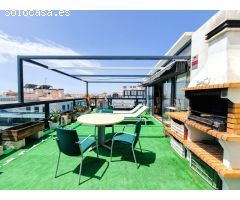 VENTA ÁTICO DÚPLEX CON AMPLIAS TERRAZAS CON CERRAMIENTOS,  PISCINA, GARAJE, TRASTERO, CAMPO FÚTBOL