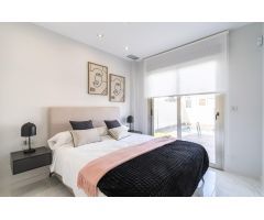 Villas independientes con sótano y piscina privada