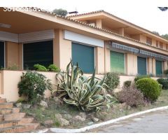 VALL-LLOBREGA:  Local comercial de 585 m2. mas vivienda de 160 m2. + almacén de 585 m2