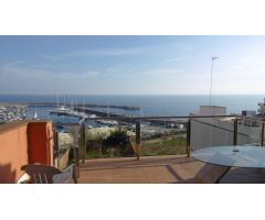 PALAMÓS: Casa adosada de pueblo de 300 m2. Con vistas a MAR y PISCINA PRIVADA.