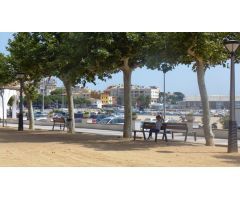 PALAMÓS: SE VENDE negocio de bar,en explotación, con libro de cuentas de facturación demostrable.