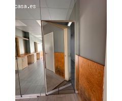 PALAMÓS: SE ALQUILA LOCAL COMERCIAL PARA DESPACHO O OFICINA