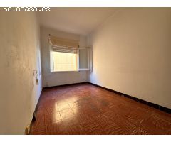 PALAMÓS:  Piso de 93 m2. edificados , 1ª planta, situado en el corazón del casco antiguo de la Vila.