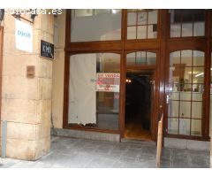 PALAMÓS:  SE VENDE LOCAL COMERCIAL CÉNTRICO