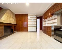 CASA CON POTENCIAL EN SANT JOAN DE PALAMÓS CON CHIMENEA Y TERRAZA CON BARBACOA