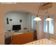 PALAMÓS: Casa de pueblo en planta  baja, con patio de 20 m2. en el centro del pueblo