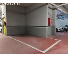 CALONGE: Se alquila plaza de parking, SIN VECINO QUE TE GOLPEE CON LA PUERTA, queda en isleta