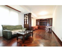 Se vende Amplia vivienda de 4 dormitorios y 3 baños para actualizar en zona Sabino Arana