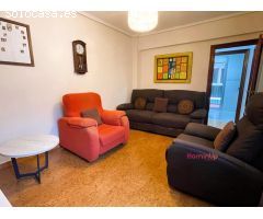 Se vende Piso de 2 dormitorios para entrar a vivir con balcón en Zona Uretamendi